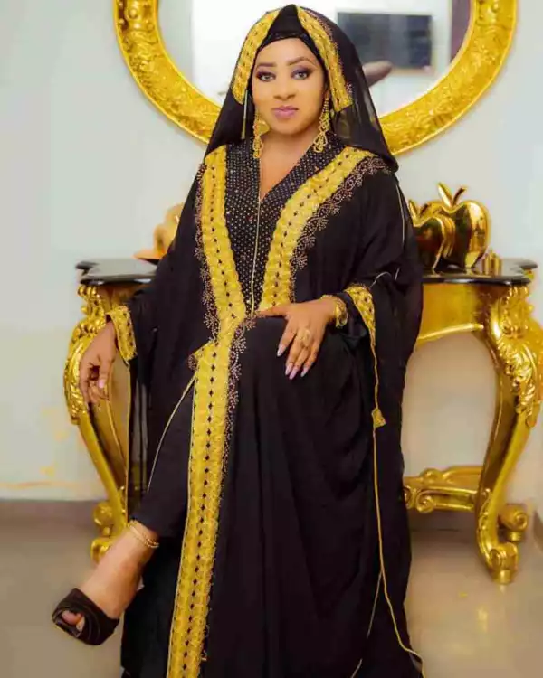 Actress Mide Funmi Martins Looking Like A Queen In New Adorable Pictures